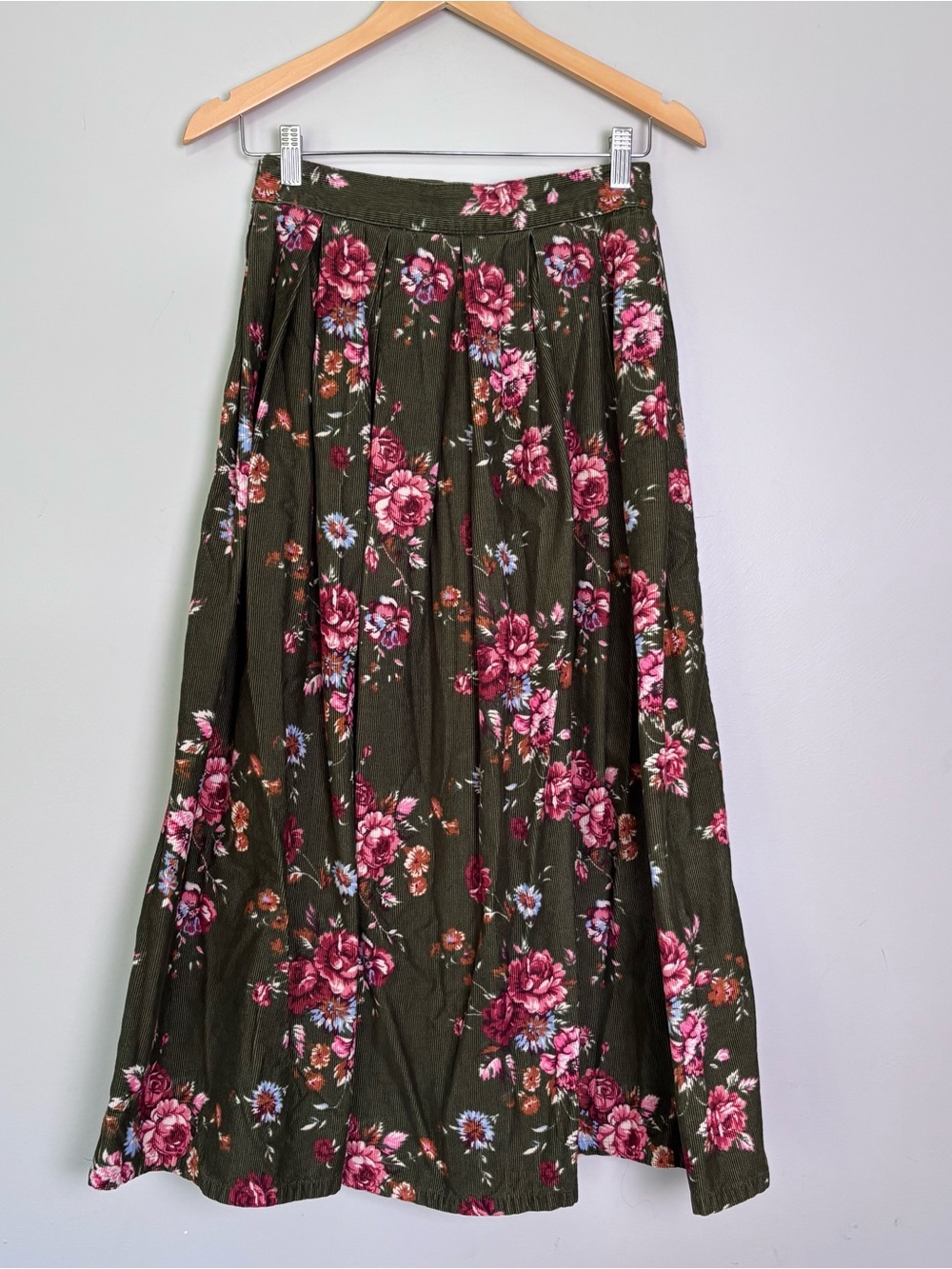 VTG United Colors of Benetton Floral Corduroy A-Line Pleated Skirt-S-Green/Pink